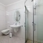 Mit Privatpool, Whirlpool, Meerblick, Billard, Fitnessgeraete, Garage 펜션 *