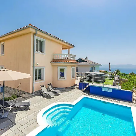 Дом отдыха Mit Privatpool, Whirlpool, Meerblick, Billard, Fitnessgeraete, Garage Цриквеница