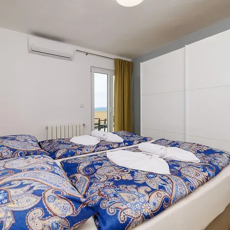Mit Privatpool, Whirlpool, Meerblick, Billard, Fitnessgeraete, Garage Holiday home