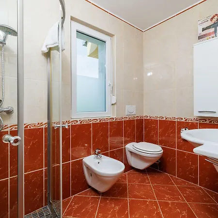 بيت للعطل Mit Privatpool, Whirlpool, Meerblick, Billard, Fitnessgeraete, Garage *